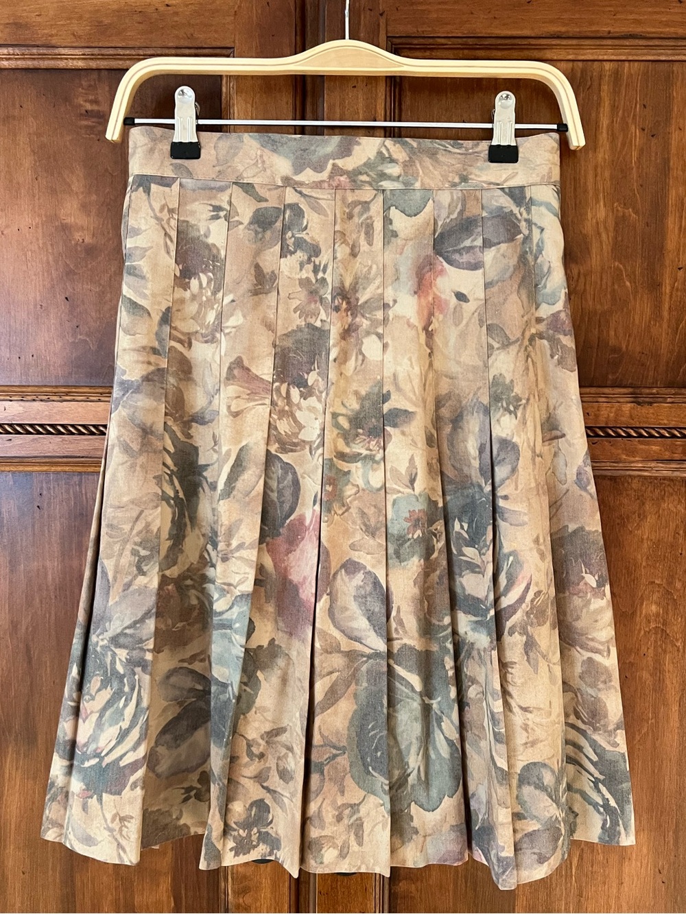 Vintage Toni Garment for C.C. Magic Tan Floral Pleated Skirt | Size 6 | Like New